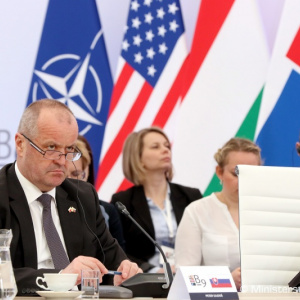 Ministri obrany krajín B9 rokovali o posilnení spolupráce v oblasti bezpečnosti 