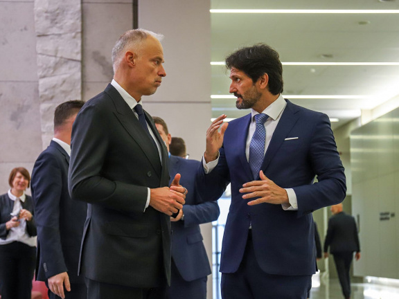 Neformálny rozhovor ministrov obrany Slovenska a Maďarska