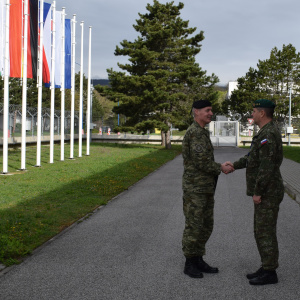 Privítanie gen. Tretinjaka na NFIU SVK