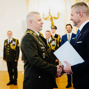 novovymenovaní generáli