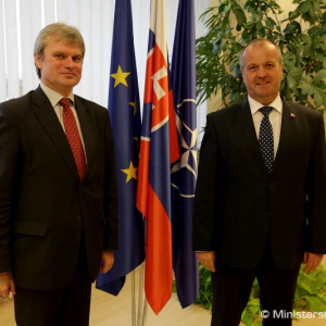 Minister Gajdoš prijal troch zahraničných predstaviteľov