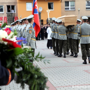 Najvyššie vojenské pocty pre zosnulého rotného Daniela Kavuliaka